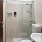 Beds&rooms Tiburtina- Rooms, Private Pensjonat 4*