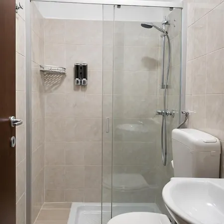 Beds&rooms Tiburtina- Rooms, Private Gæstehus 4*